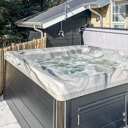 Beautiful In With Sauna Hébergement de vacances