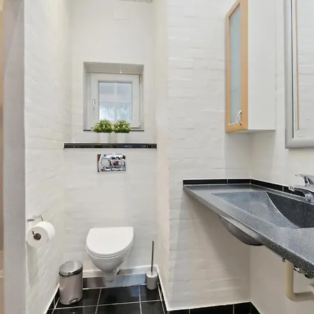 Beautiful In With Sauna Nyaraló *